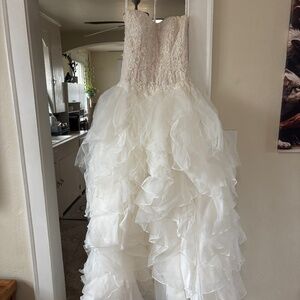 Oleg Cassini wedding dress
